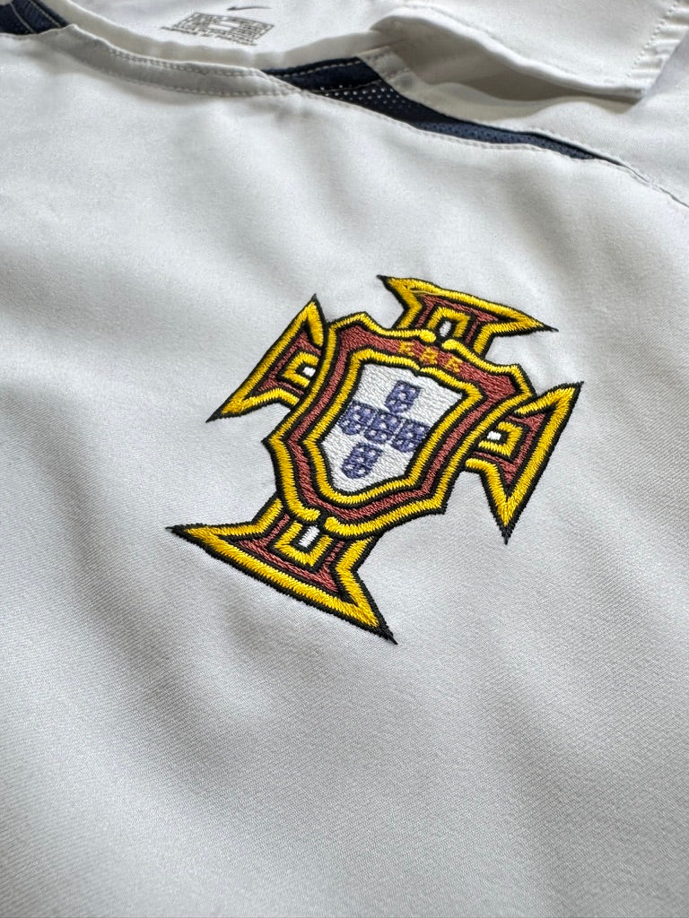2002/04 Portugal Away Size M Ronaldo