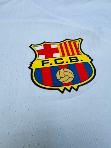 2023/24 FC Barcelona Away Size L Lamine Yamal (Vaporknit) - label detail