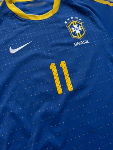 2010/11 Brazil Away Size M Robinho - close-up detail