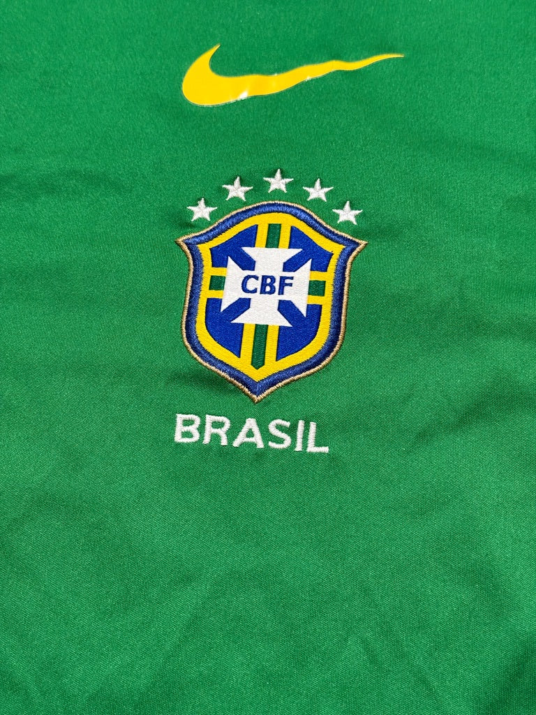 2010/12 Brazil Training Size S - close-up detail
