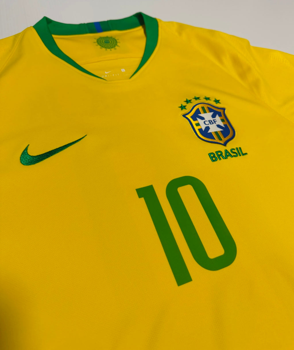 2018/19 Brazil Home Size L Neymar - close-up detail