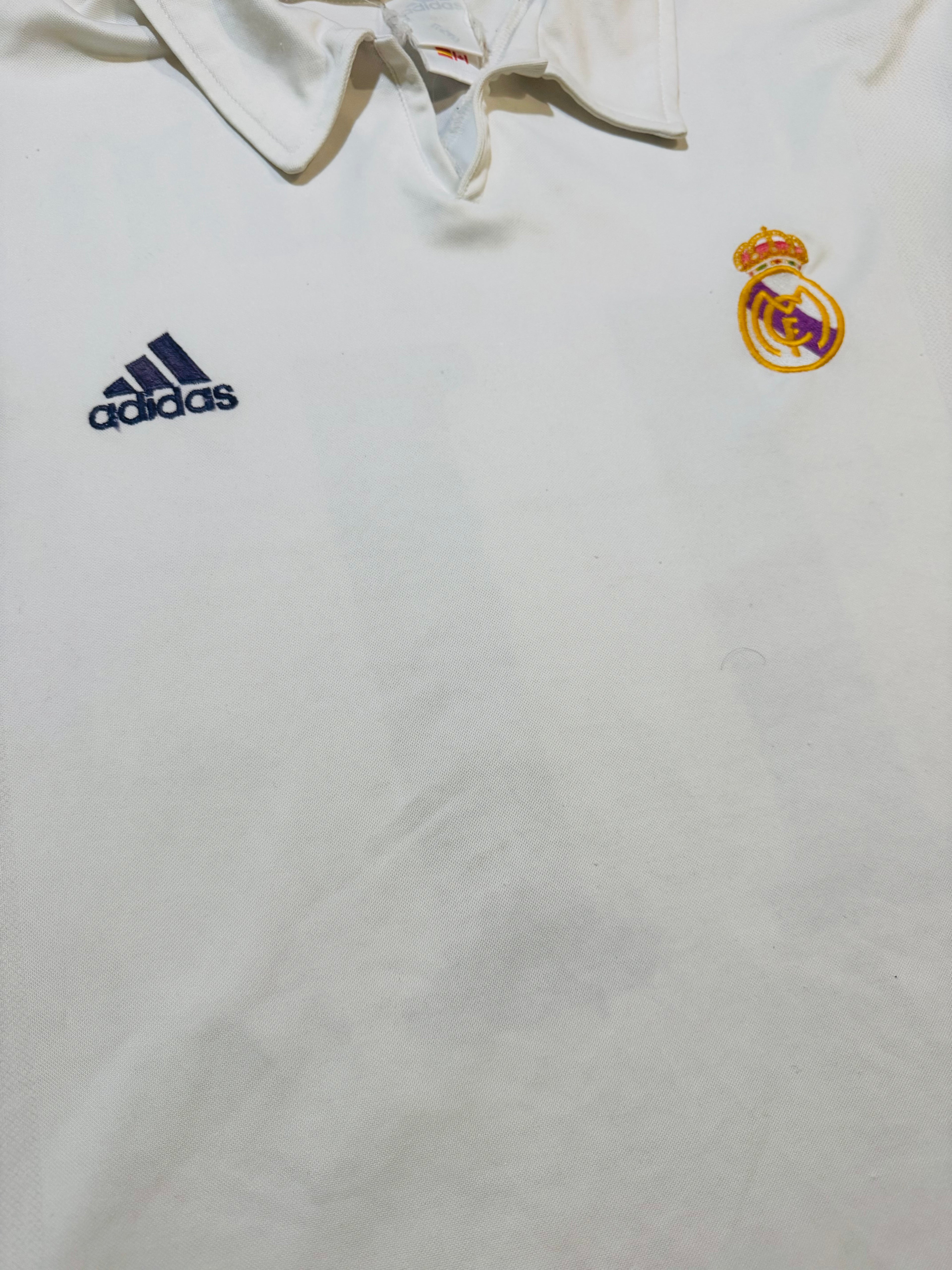 2002/03 Real Madrid Home Size XL Ronaldo - close-up detail