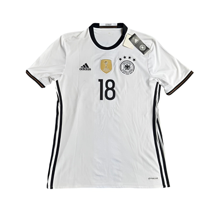 2015/16 Germany Home Size M Kroos BNWT - back view
