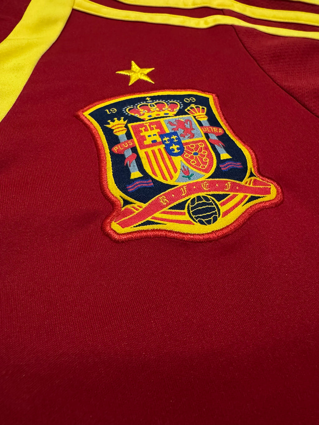 2012/13 Spain Home Size Youth M - label detail