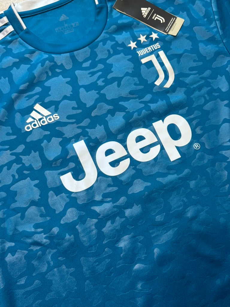 2019/20 Juventus Third Size L Ronaldo BNWT