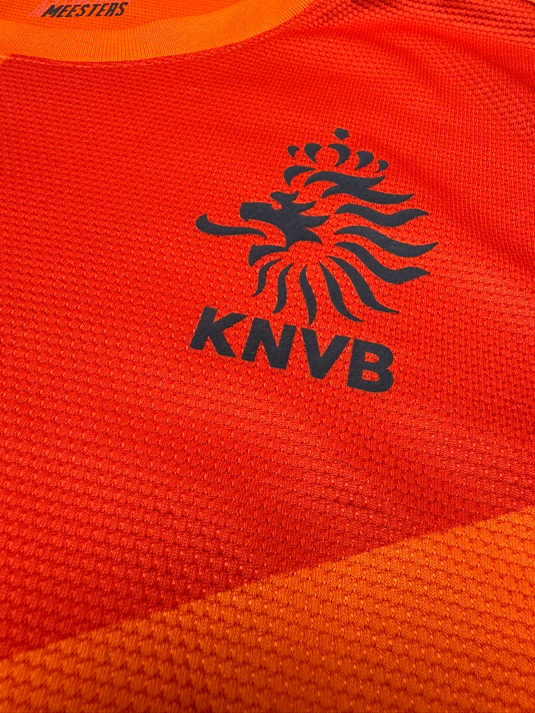 2012/13 Netherlands Home Size L Sneijder - label detail