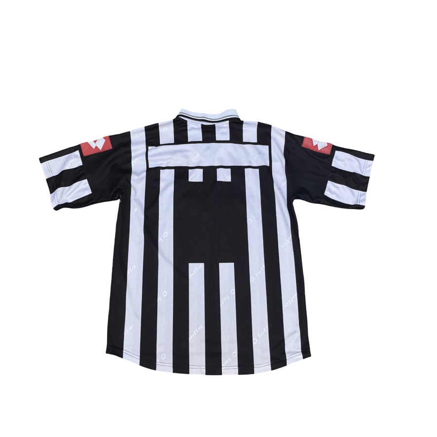 2001/02 Juventus Home Size XL - back view
