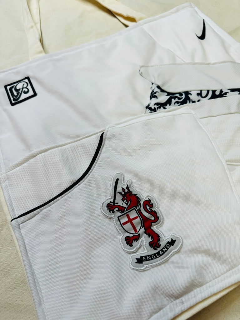 Upcycled Tote: Lions - close-up detail