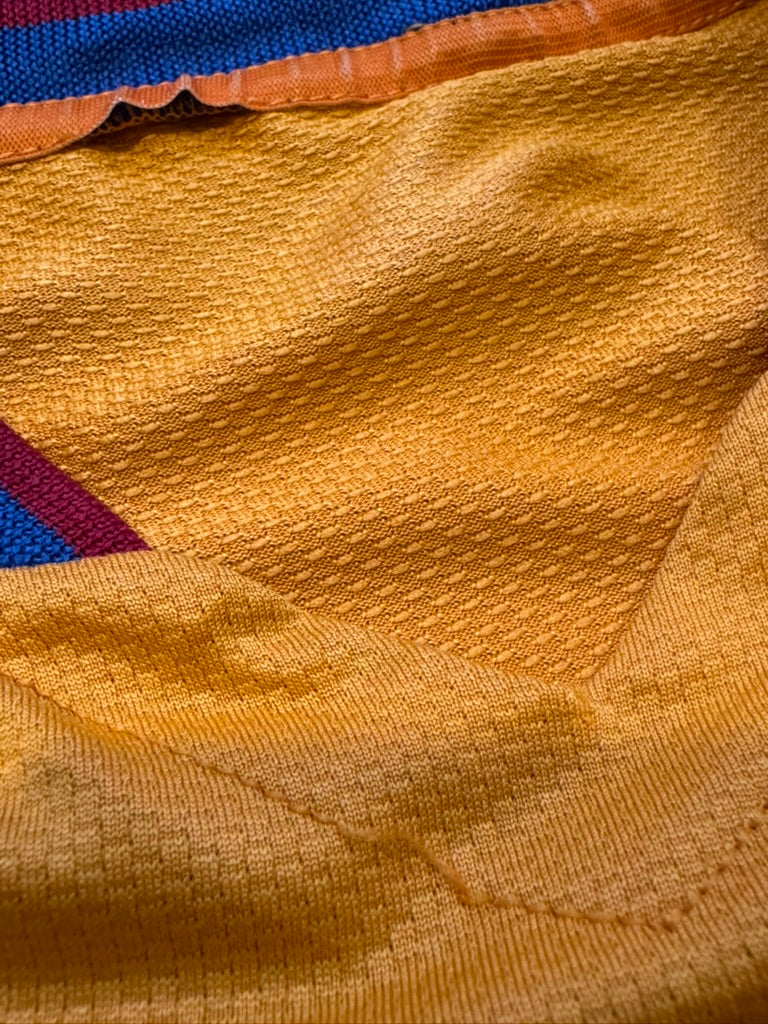 2006/08 FC Barcelona Away Size L Ronaldinho