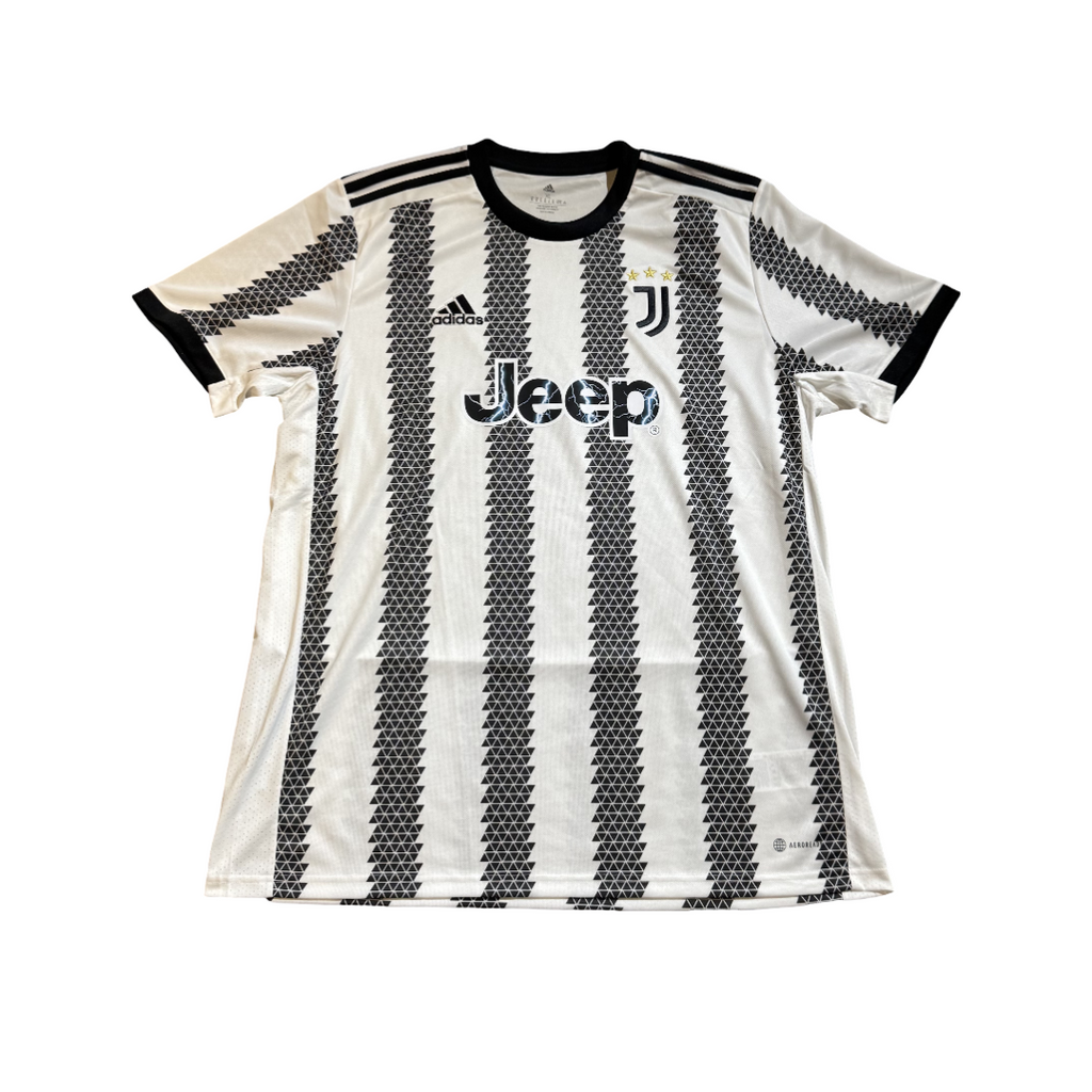2022/23 Juventus Home Size XL BNWT