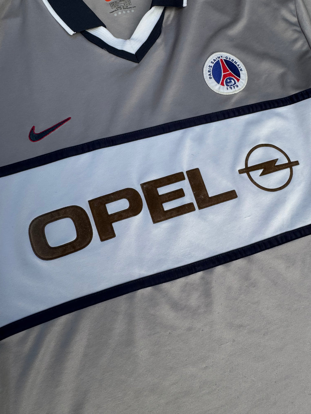 1999/00 PSG Away Size XL - close-up detail