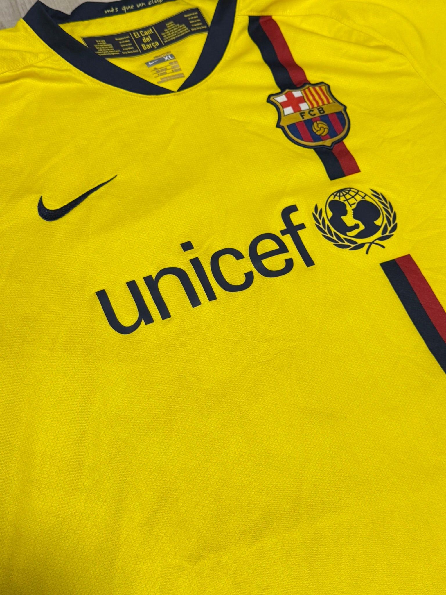 2008/10 FC Barcelona Away Size XL Pique