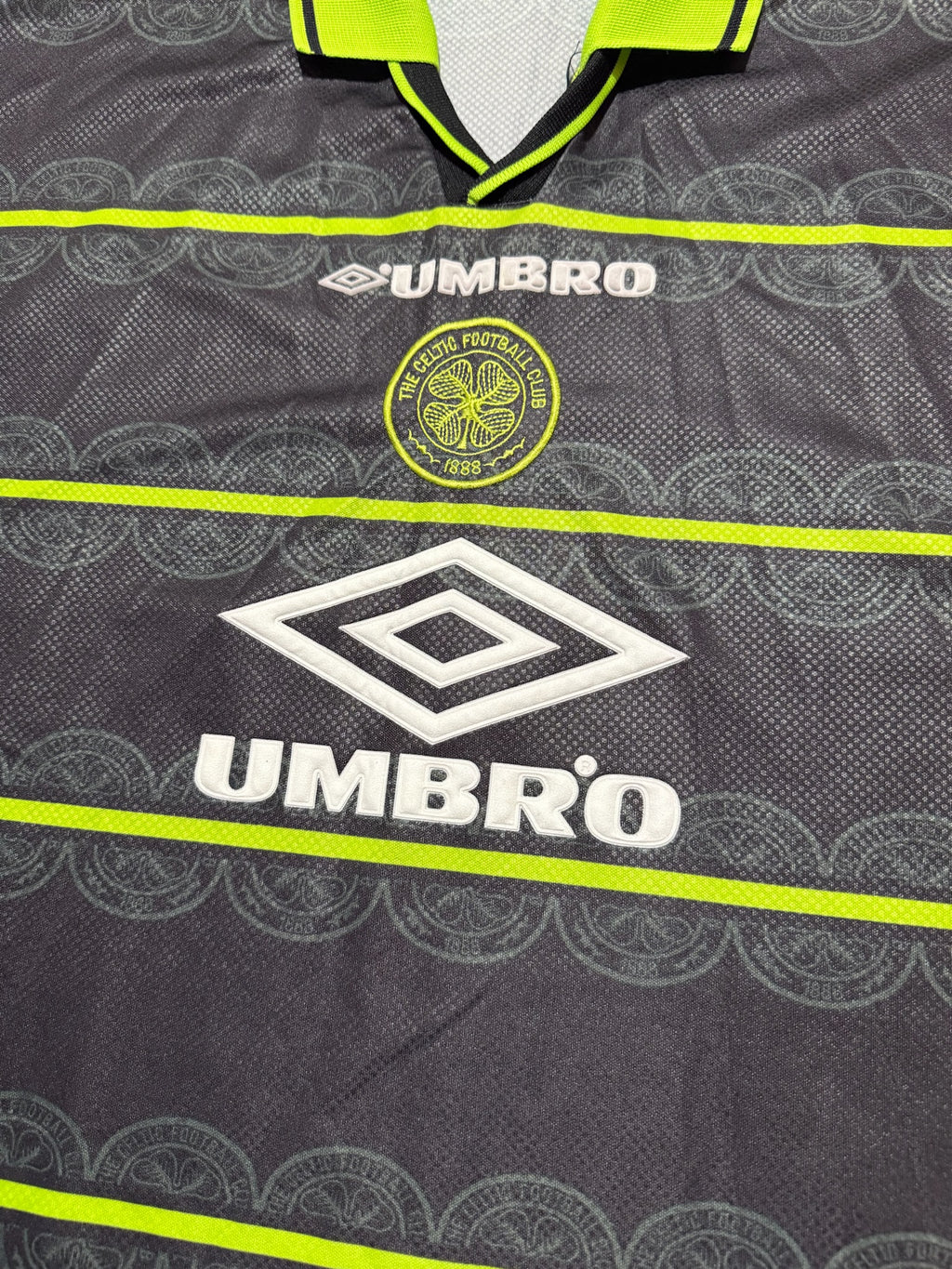 1998/99 Celtic Away Size L - label detail