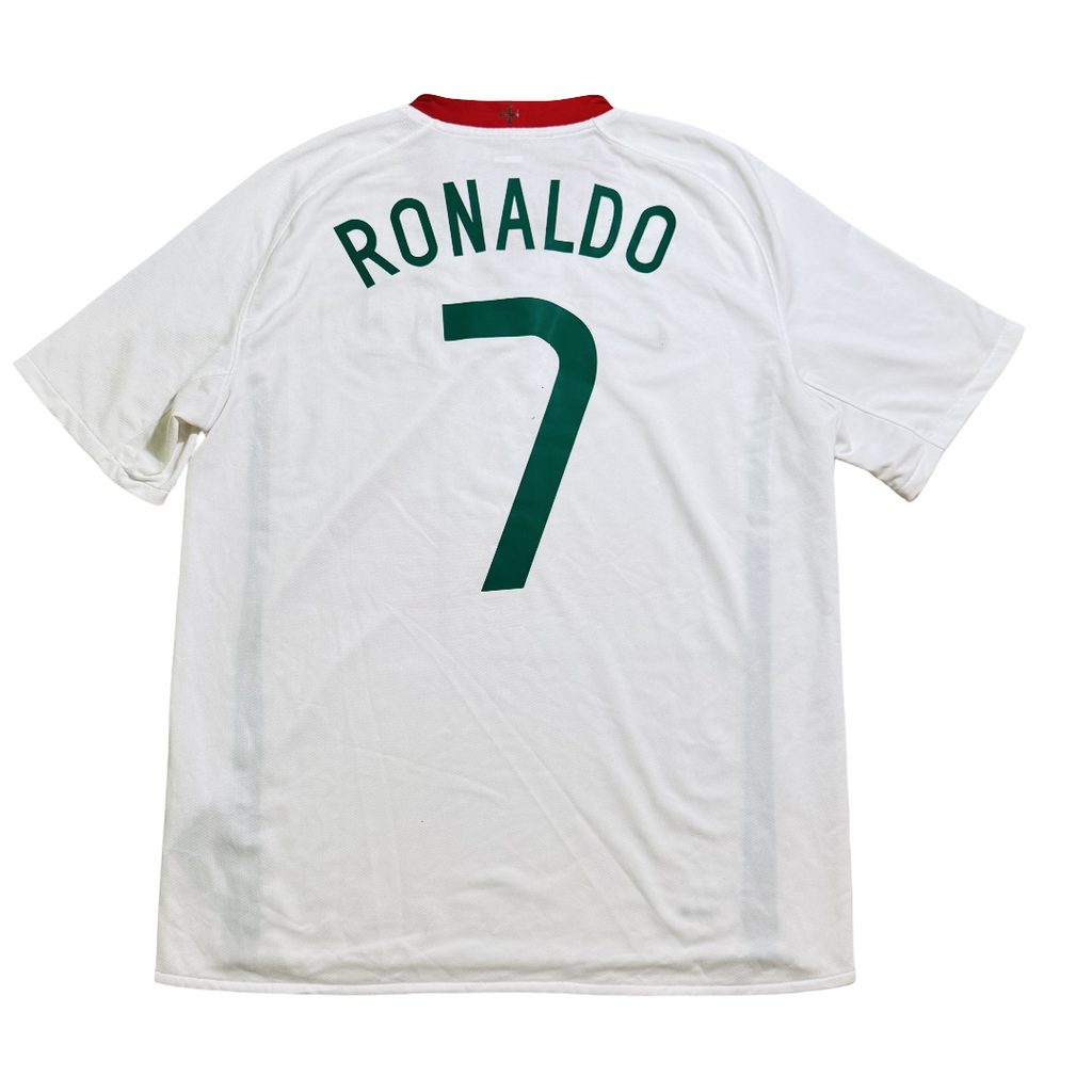 2008/09 Portugal Home Size L Ronaldo - front view