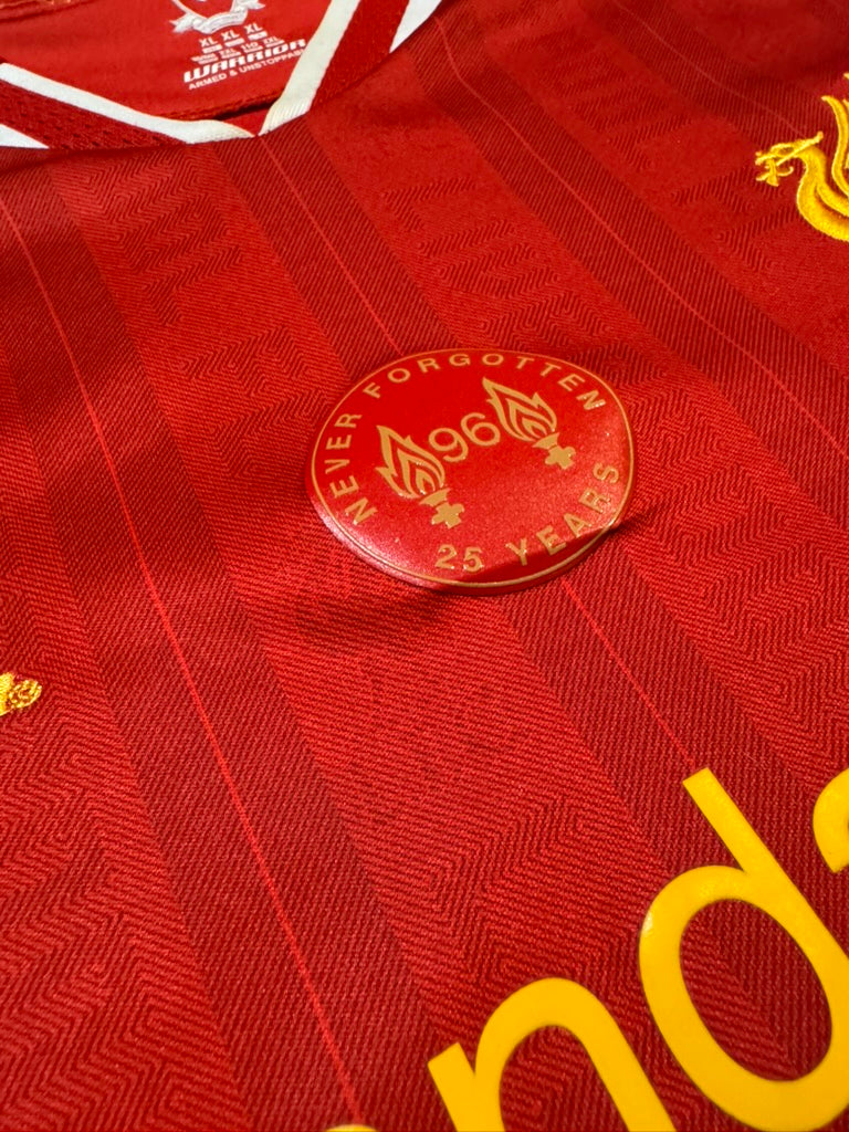 2013/14 Liverpool FC Home Size XL Suarez - label detail