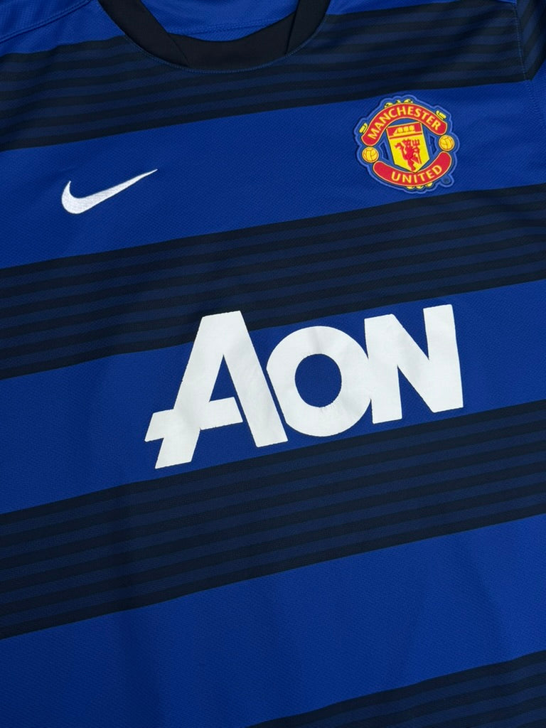 2011/13 Manchester United Away Size XL Vidic - close-up detail