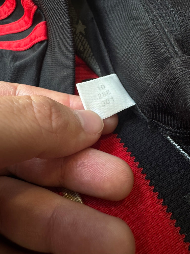 2010/11 AC Milan Home Size S Ronaldinho - additional view 6