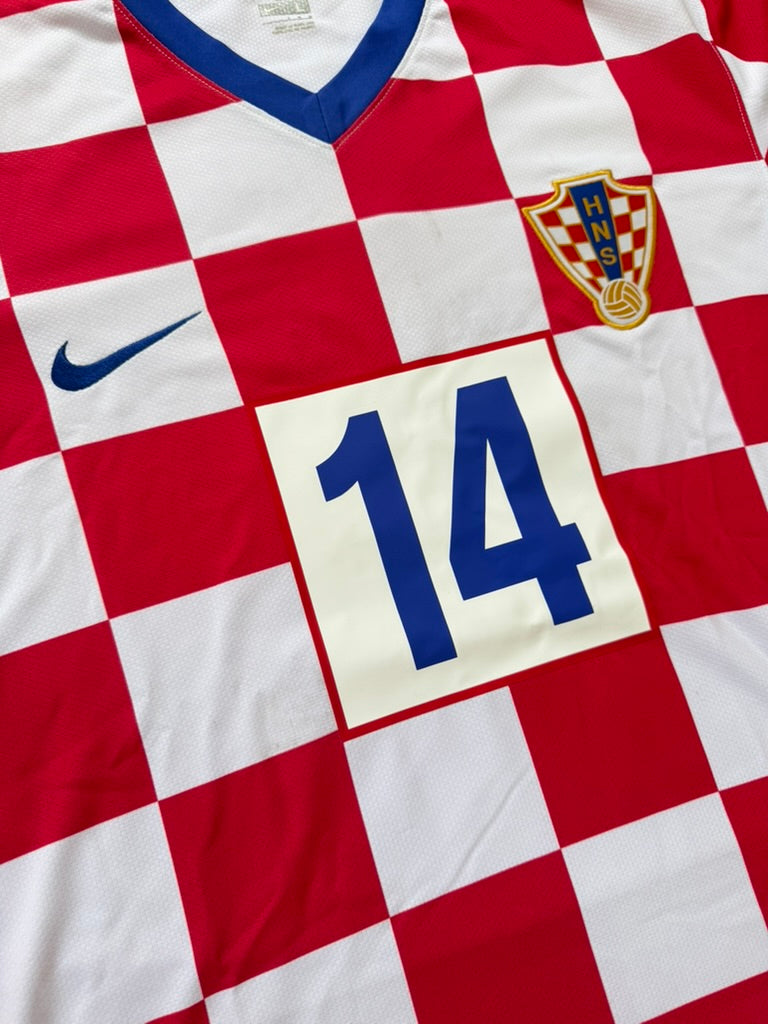 2008/10 Croatia Home Size L Modric - close-up detail
