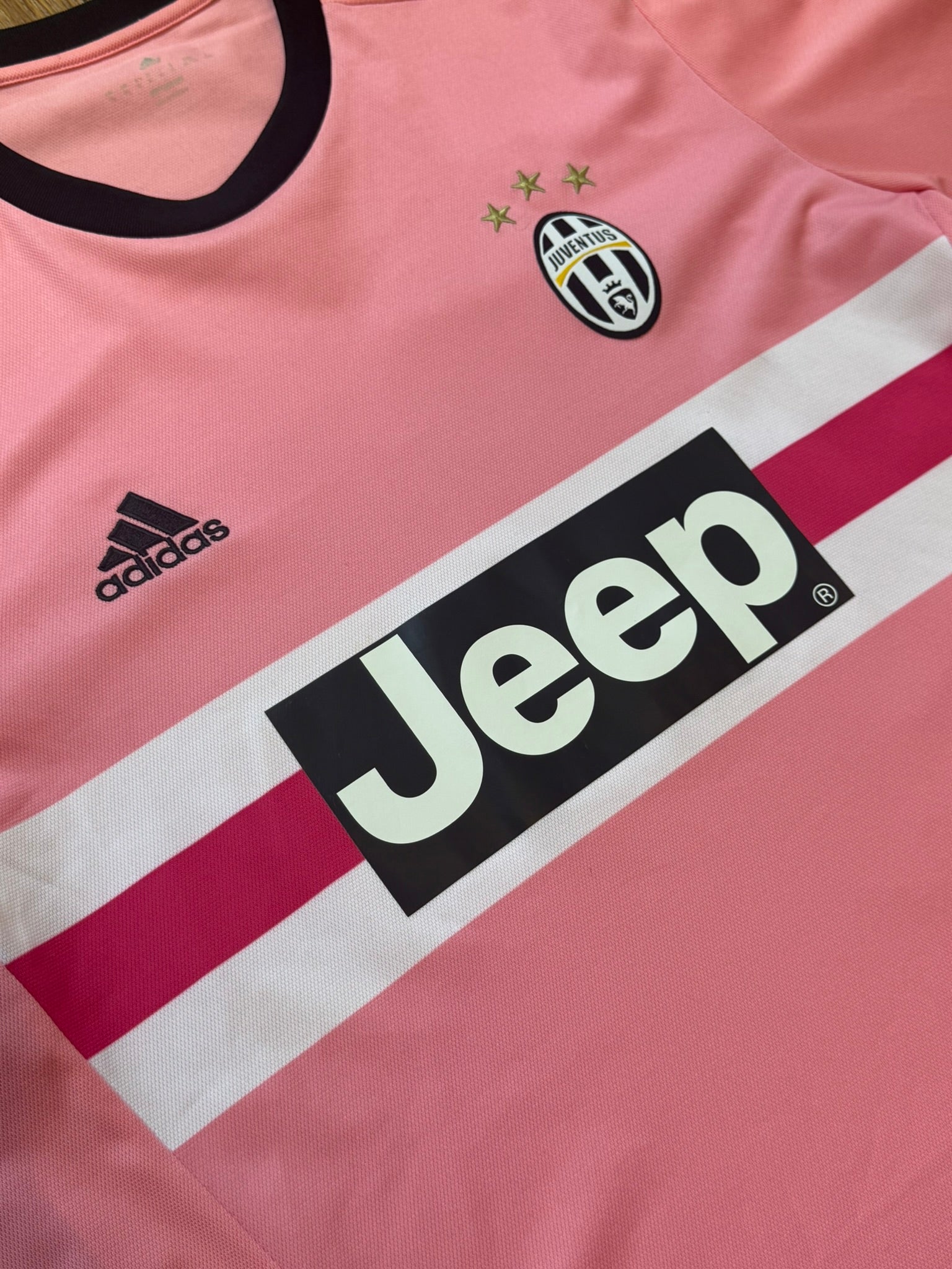 2015/16 Juventus Away Size XL