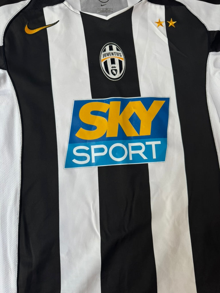 2004/05 Juventus Home Size S Ibrahimovic - close-up detail