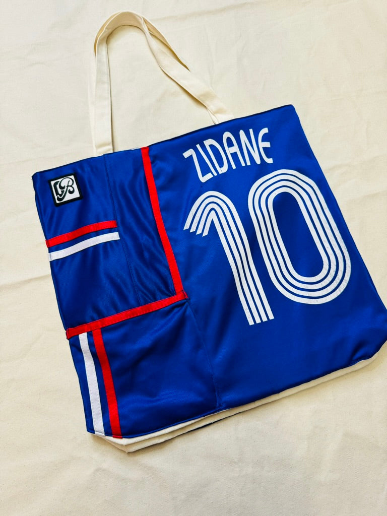 Upcycled Tote: Zizou - close-up detail