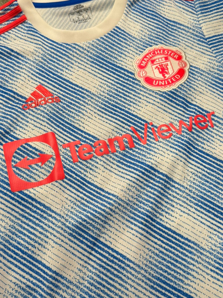 2021/22 Manchester United Away Size XS - close-up detail