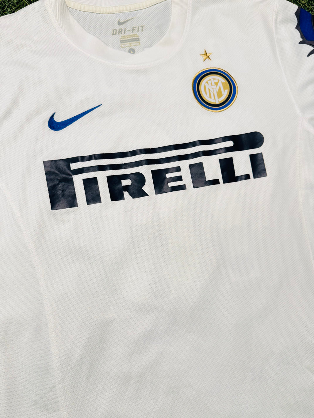 2010/11 Inter Milan Away Size L Sneijder - close-up detail
