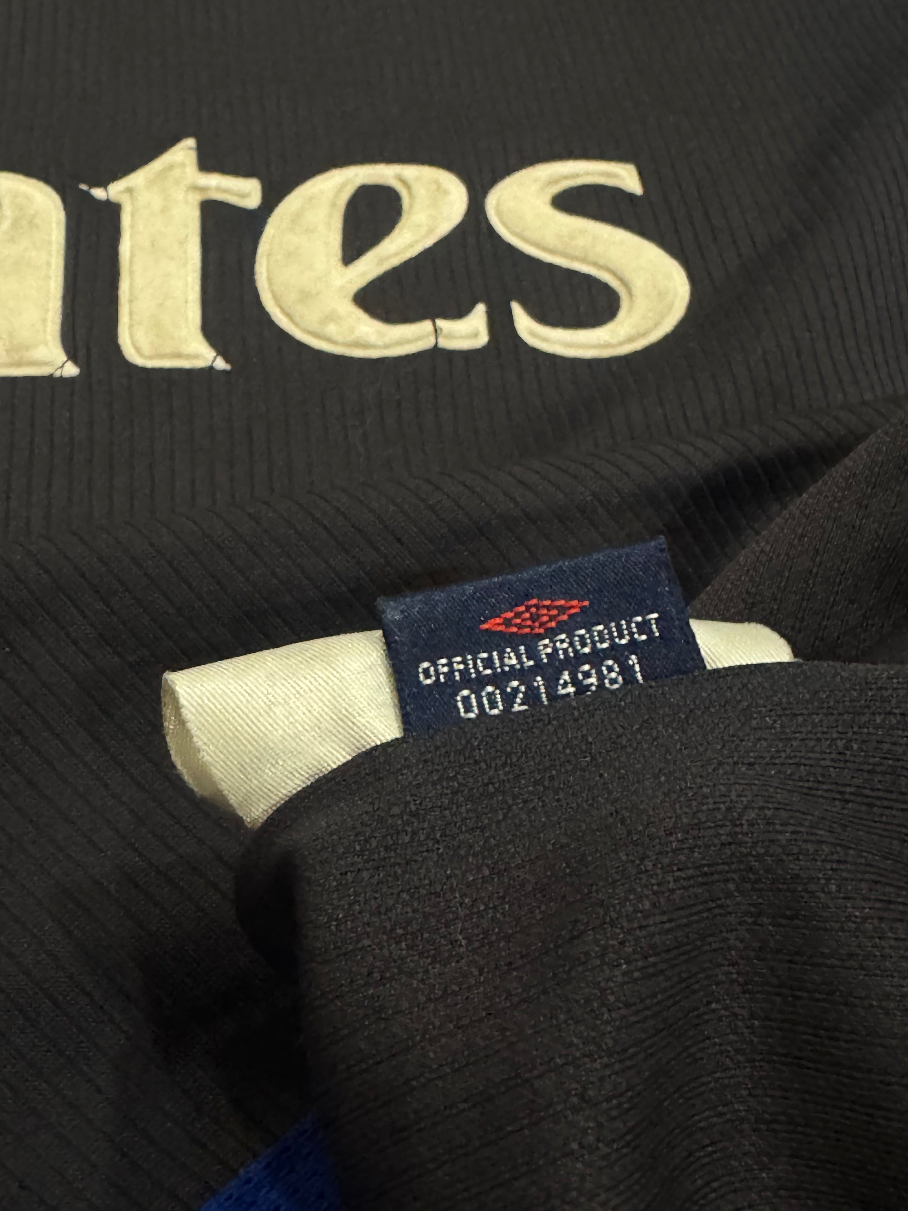 2002/04 Chelsea Away Size M Zola