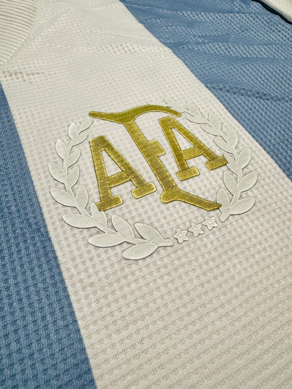 2025/26 Argentina 50th Anniversary Home Size XL NWT - close-up detail