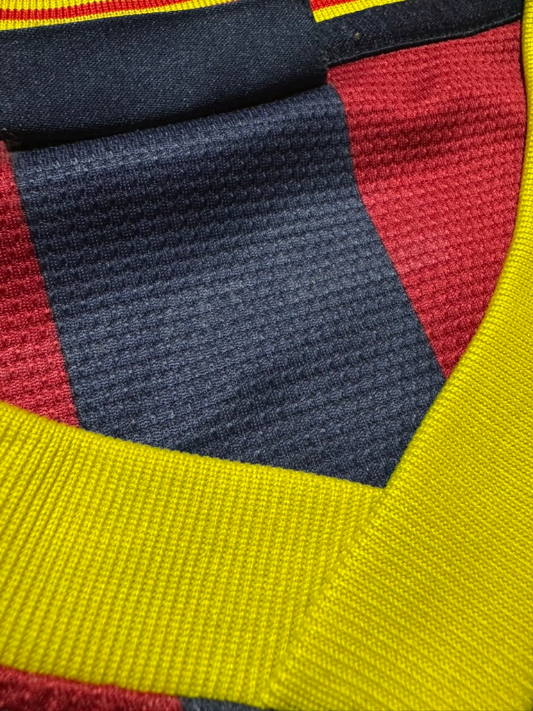 2013/14 FC Barcelona Home Size XL Messi - label detail