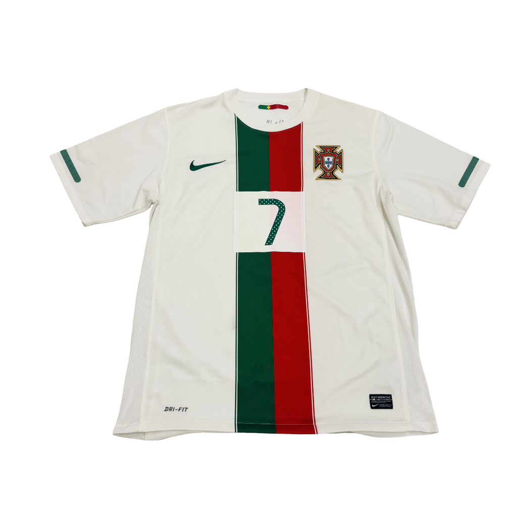 2010/11  Portugal Away Size M Ronaldo - front view