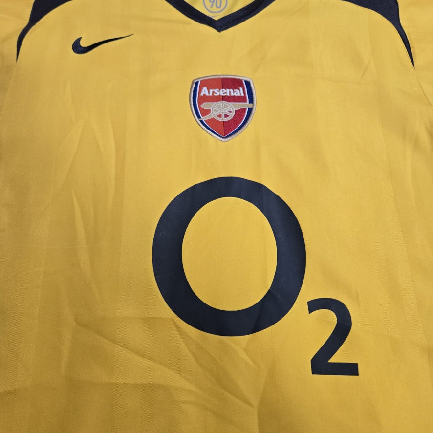 2005/06 Arsenal FC Away Size M Henry - close-up detail
