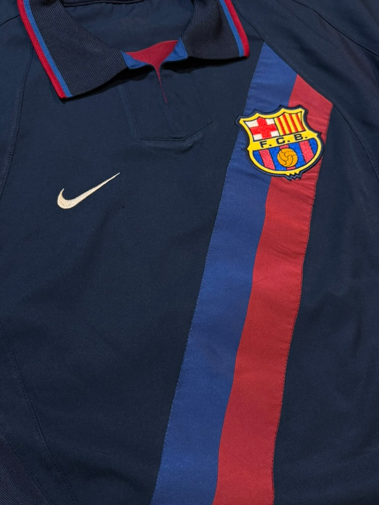 2002/03 FC Barcelona Away Size M Iniesta - close-up detail