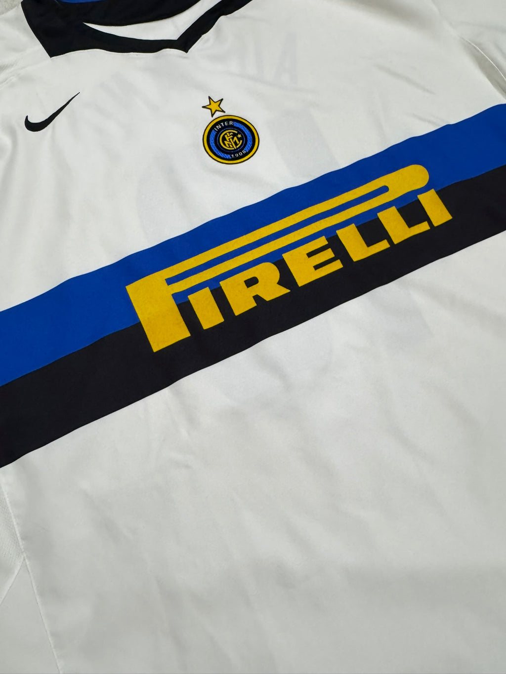 2005/06 Inter Milan Away Size XXL Adriano - close-up detail