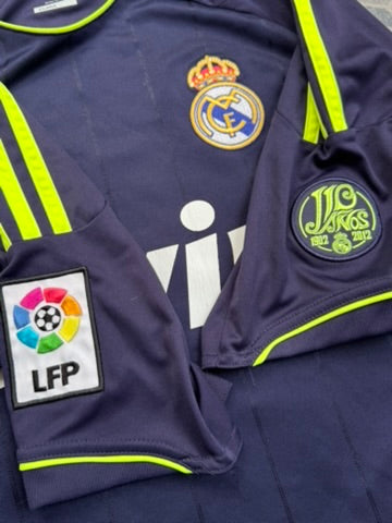 2012/13 Real Madrid Away Size M Ozil - additional view 6