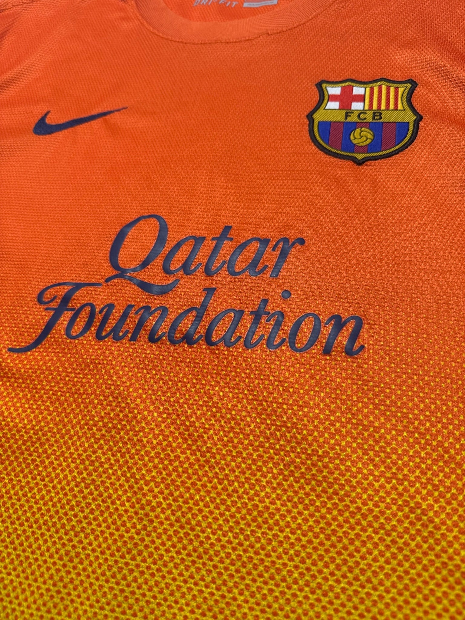 2012/13 FC Barcelona Away Size L - close-up detail