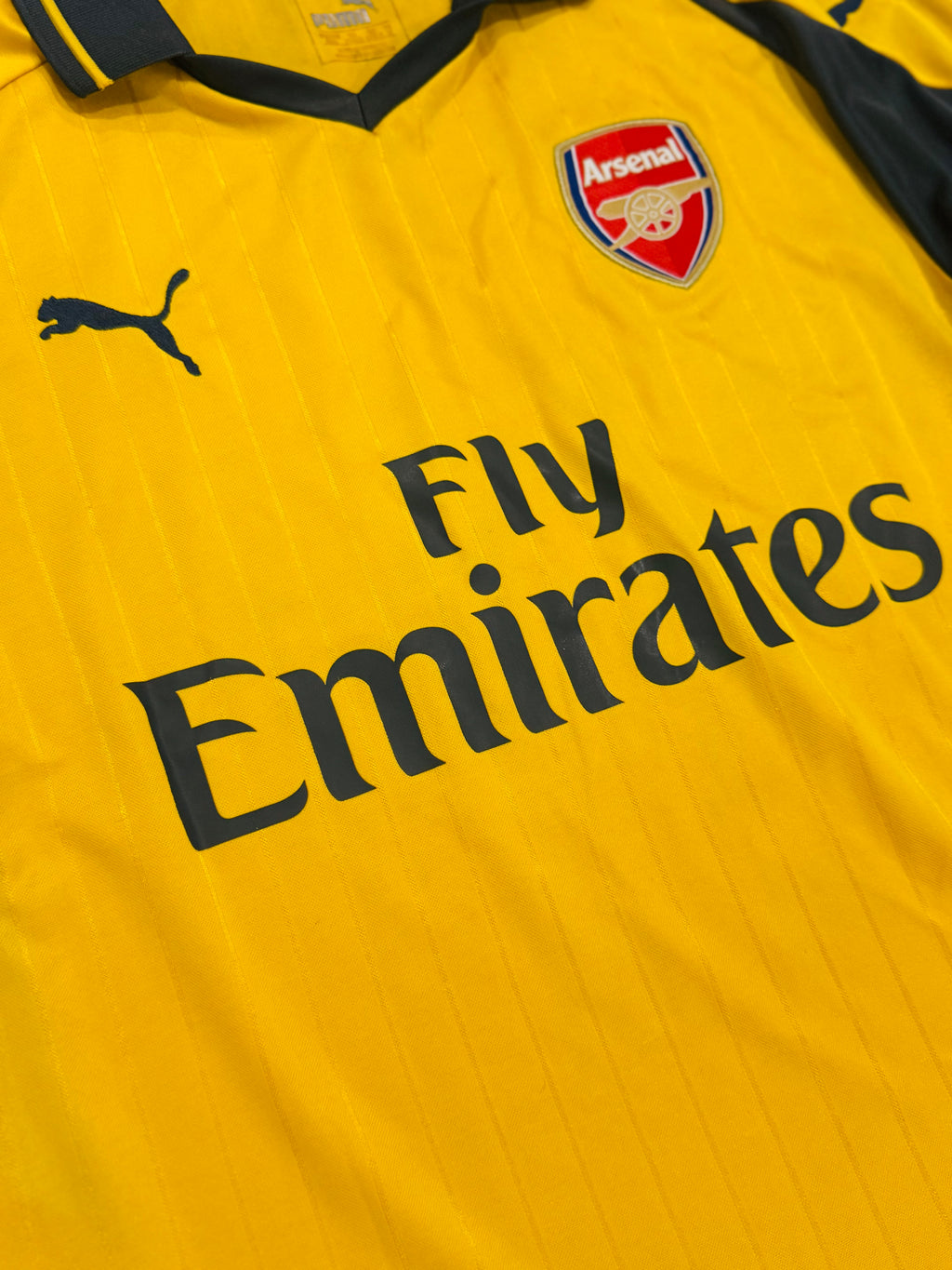 2016/17 Arsenal Away Size M Ozil