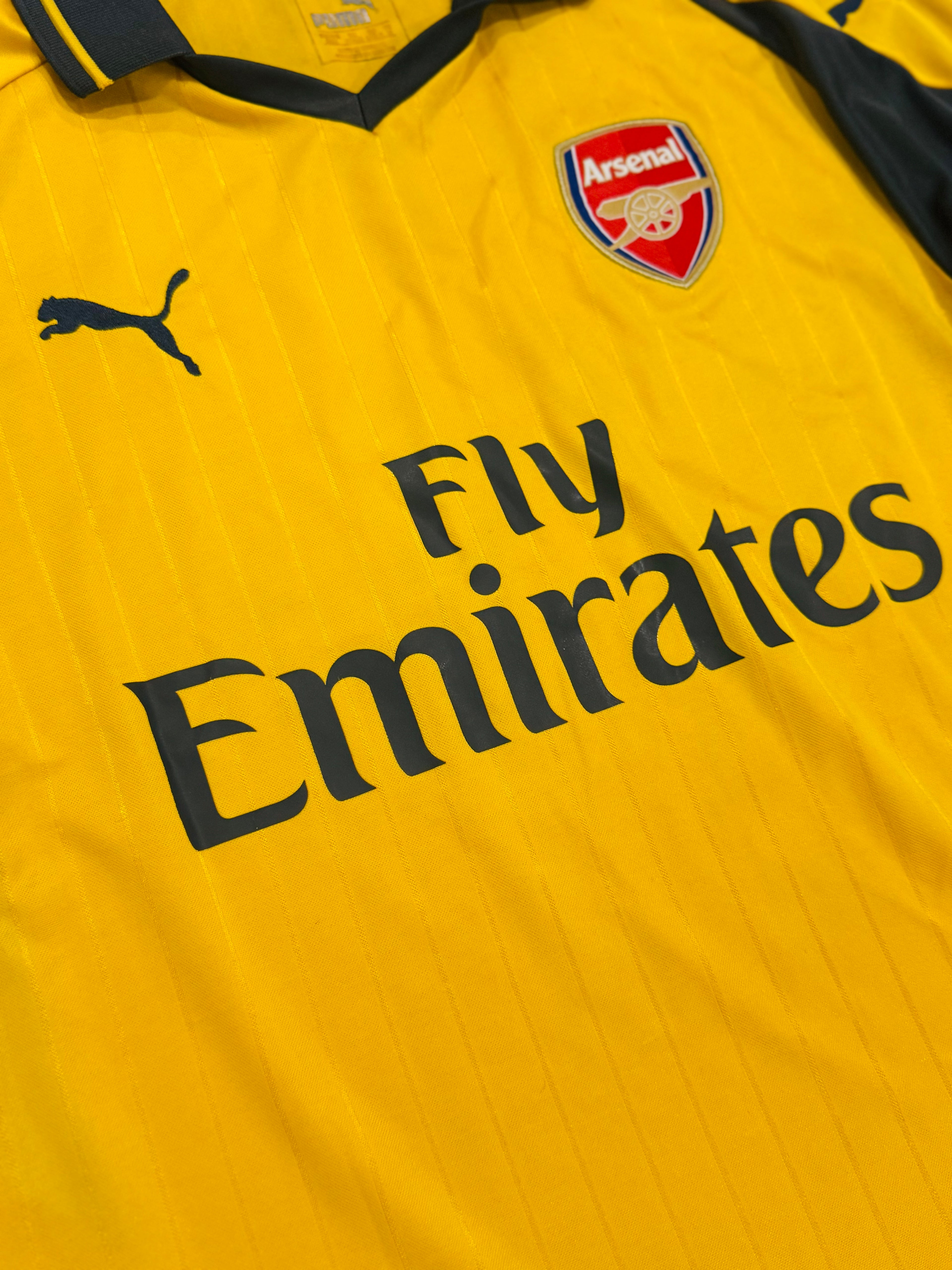 2016/17 Arsenal Away Size M Ozil