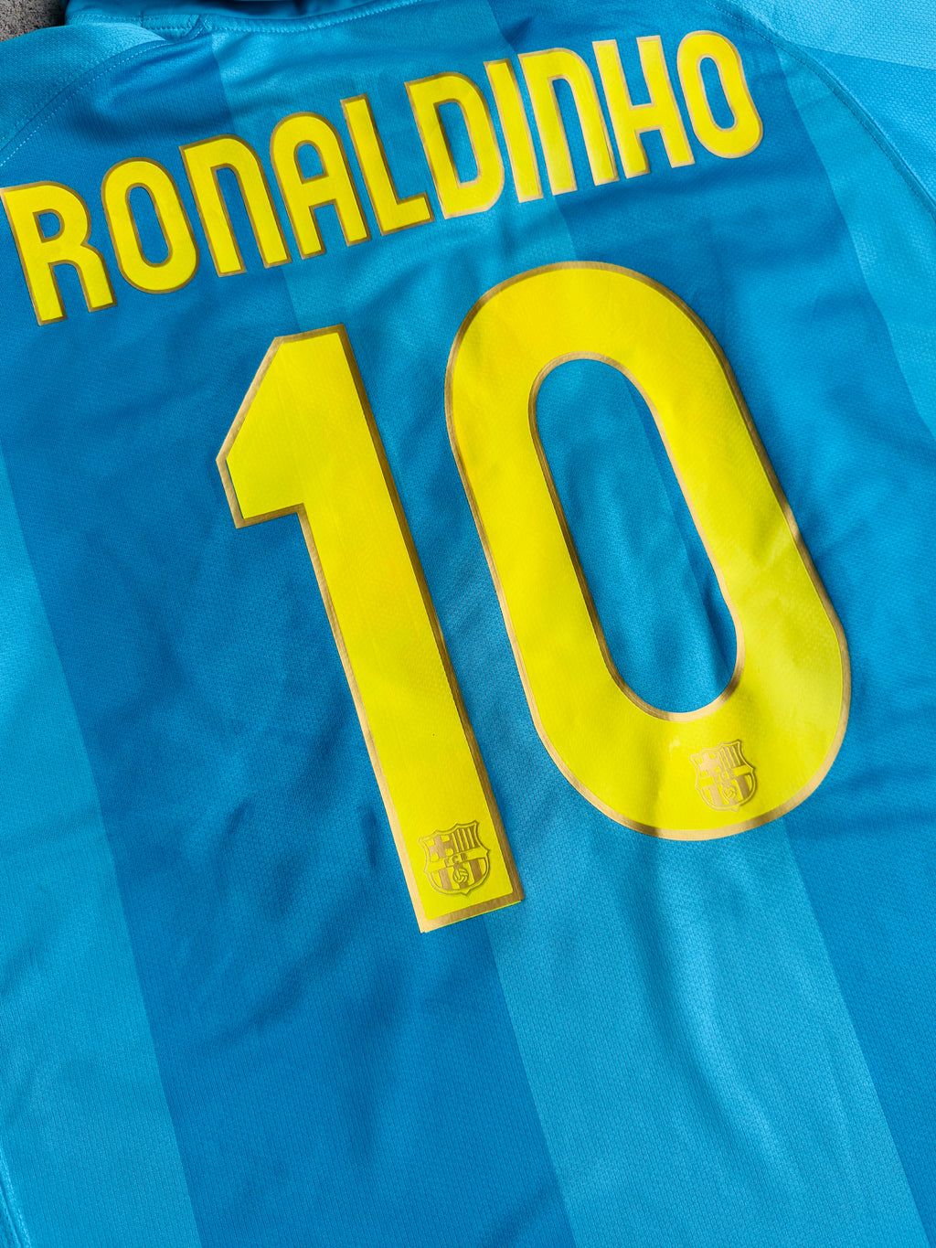 2007/08 FC Barcelona Away Size XL Ronaldinho