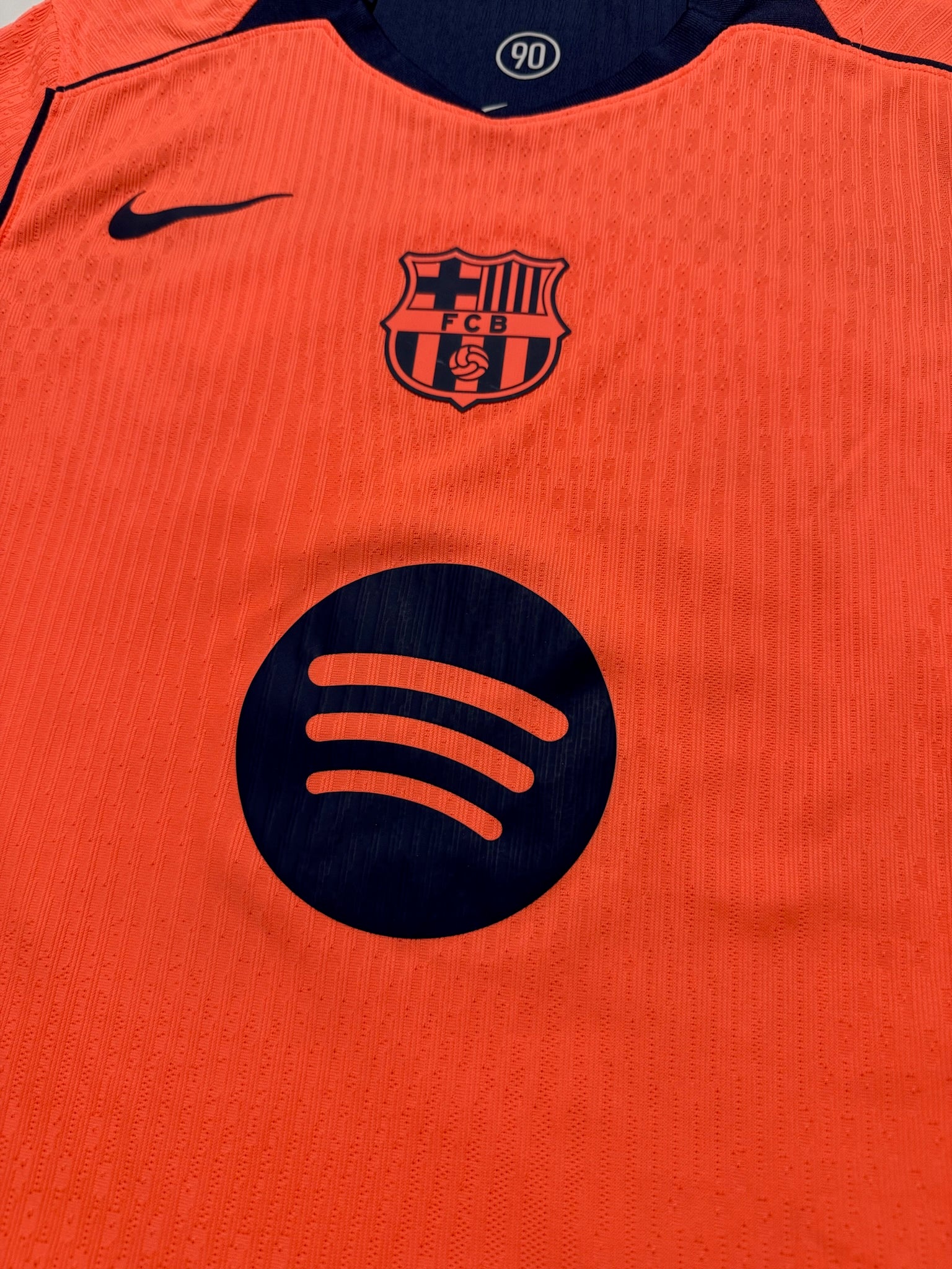 2025/26 FC Barcelona Third Size L Lamine Yamal (Player Issue) - close-up detail