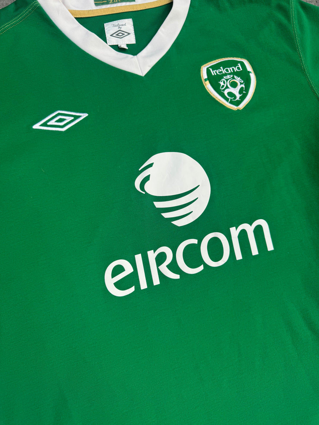 2010/11 Ireland Home Size L Keane - close-up detail