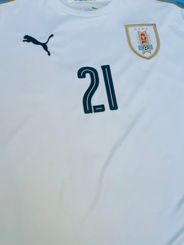 2016/17 Uruguay Away Size M Cavani - close-up detail