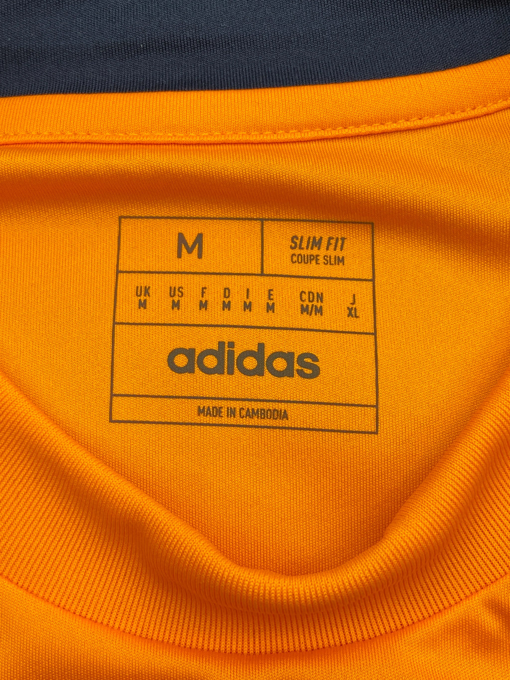 2024/25 Real Madrid Away Size M Mbappe BNWT - label detail